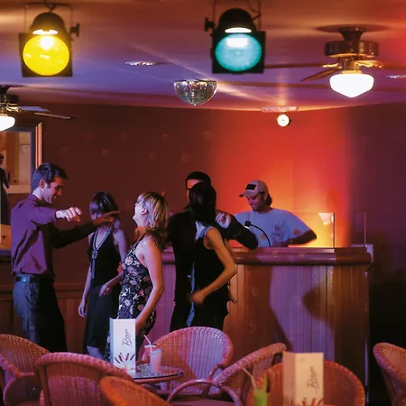 Riu Oliva 3* コラレホ