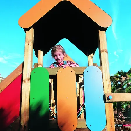 מלון Riu Oliva קורלחו