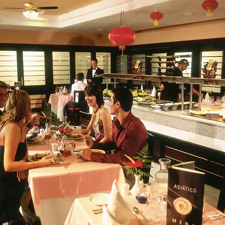 Riu Oliva מלון קורלחו