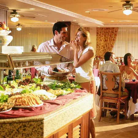 Riu Oliva מלון קורלחו