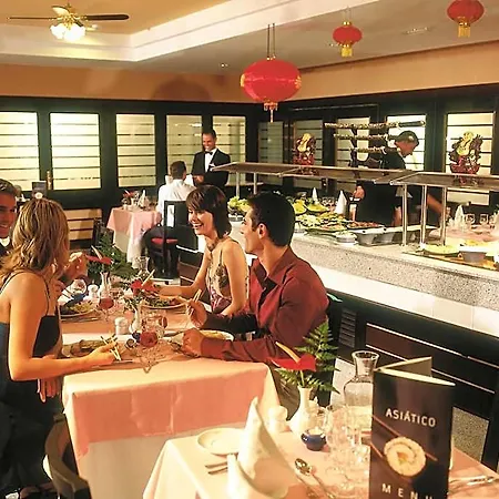 Hotel Riu Oliva