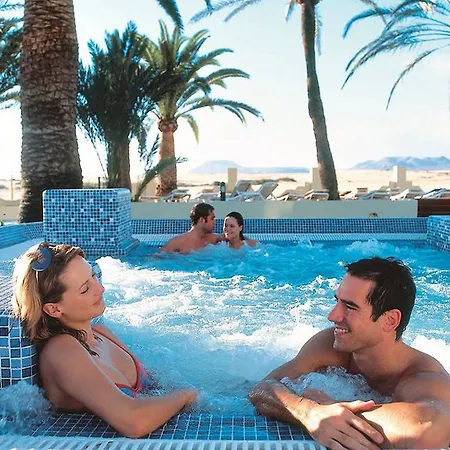 Riu Oliva מלון קורלחו